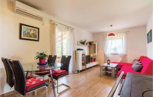 3 Bedroom Gorgeous Home In Sisan