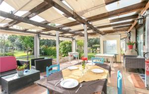 4 Bedroom Stunning Home In Arenella