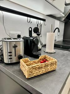 Lebe im Kunstviertel beim Hundertwasserhaus l HG12