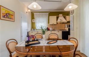 Lovely Apartment In Susanj With Wifi