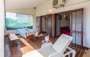 Nice Apartment In Pinezici With Wifi