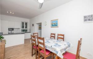 Nice Apartment In Podaca With Wi-Fi