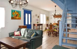 Maisons de vacances 2 Bedroom Stunning Home In Pleubian : photos des chambres