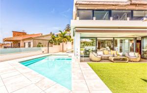 Awesome Home In Cala Del Moral