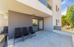 Stunning Apartment In Seget Donji