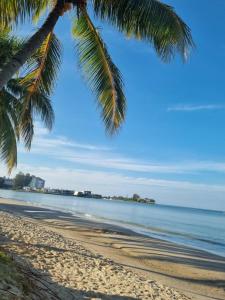 Sunset Seaview Apartment A73 - 3hvězdičkové hotely ve městě Port Dickson