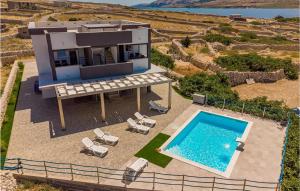 Awesome Apartment In Kustici, Novalja