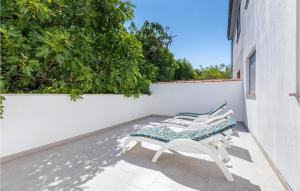 3 Bedroom Nice Apartment In Medulin