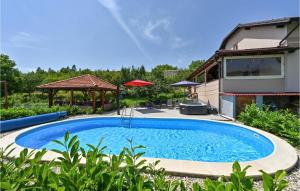 Cozy Home In Breznicki Hum