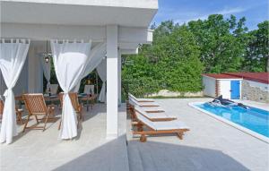 Nice Home In Gornji Muc With Wifi