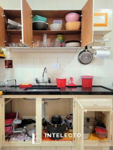 Casa Amarela -04 quartos, vista TOP, churrasqueira