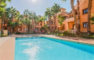 Cozy Apartment In Los Alcázares - Los Narejos