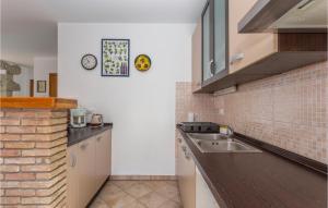 3 Bedroom Awesome Apartment In Malinska