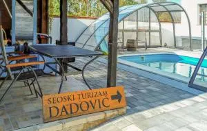 Cozy Home In Martinska Ves - 伊万尼奇格勒