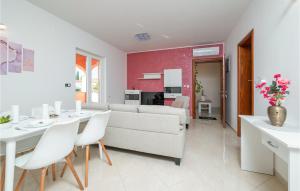Awesome Apartment In Rovinj 
