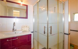 Appartements Stunning Apartment In Ponte Leccia : Appartement 2 Chambres