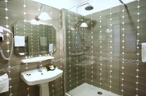 Hotels Le Magnolia : Chambre Double - Côté Rue Piétonne 