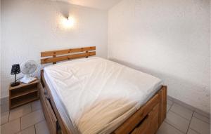 2 Bedroom Beautiful Apartment In Ruoms