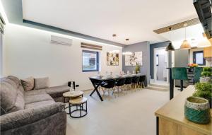 Beautiful Home In Stubicke Toplice