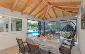 Awesome Home In Kamenmost With Jacuzzi