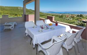 Amazing Home In Kastel Stafilic