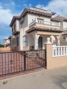 Casa Shea Entire Villa 2 Lomas De Cabo Roig Orihuela With Shared Pool - Los Dolses