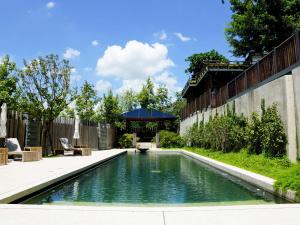 Swimming pool, Grand View Resort Beitou in Taipei