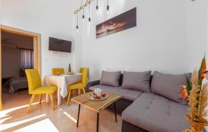 Beach Front Apartment In Kosljun 