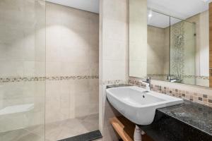 NEW! Spacious 2BHK with Maids room - JVC