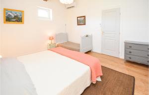 Maisons de vacances Amazing Home In Saint-Ambroix : photos des chambres