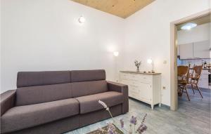 Stunning Apartment In Lovran With Wifi