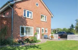 Lovely Home In Ockholm With Sauna - 布雷茨特