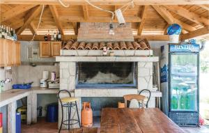 1 Bedroom Beautiful Apartment In Lopar