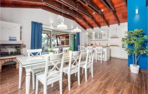 Gorgeous Home In Nerezine With Wifi 