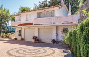 Nice Home In Supetarska Draga With Wifi