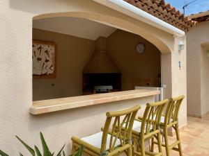 Villas Magnifique villa avec piscine en Provence Verte : photos des chambres