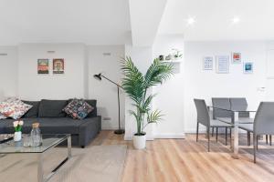 Flat in Dalston, London