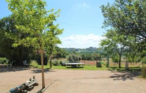 Maisons de vacances Nice Home In Monclar De Quercy : photos des chambres