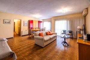 Spacious apartment in a great location near downtown Villa Carlos Paz