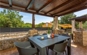 Lovely Home In Lakmartin 
