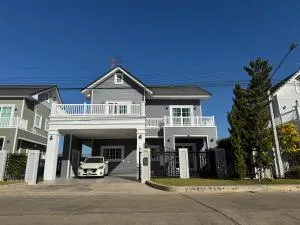 Margos Homestay 15mins to MotoGP - Surin