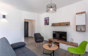 2 Bedroom Beautiful Apartment In Vrbnik 