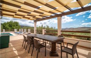 Lovely Home In Periana