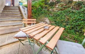 Maisons de vacances 2 Bedroom Nice Home In Aste : photos des chambres
