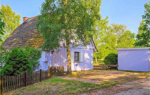 Amazing Home In Prerow With Wifi