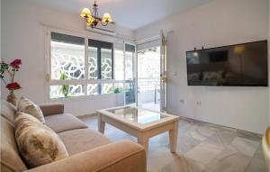 Cozy Apartment In Fuengirola With Wifi