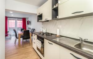 2 Bedroom Lovely Apartment In Fuzine 