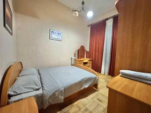 Апартаменти 4-кімнатні в центрі, поруч Майдан Незалежності