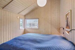 Cozy Cottage Just 200 M From The Beach