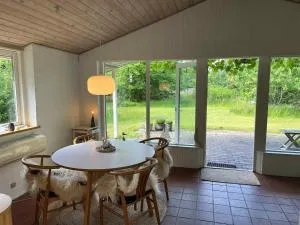 Cosy Summer Cottage Glose To Sandy Beach! - Ørby